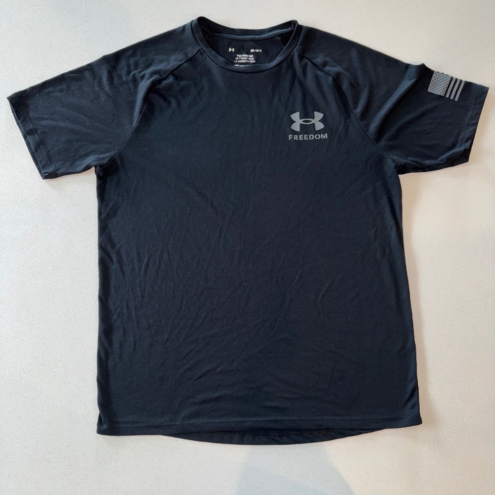 Under Armour UA Tech Freedom Black Short Sleeve T-shirt Mens M Workout Tee Shirt